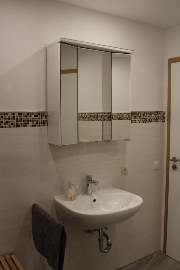 Klein-fein Apartment