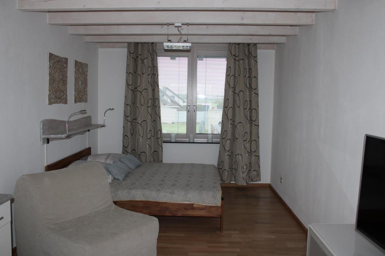 Klein-fein Apartment